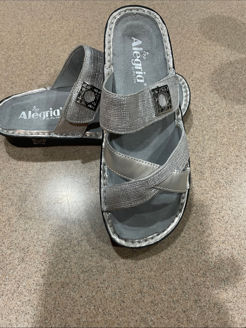 Alegria Women's Silver Metallic Slide Sandals Size 38